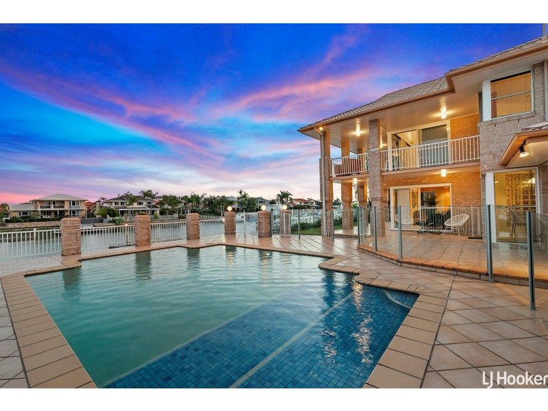 155 Griffith Road, Newport QLD 4020