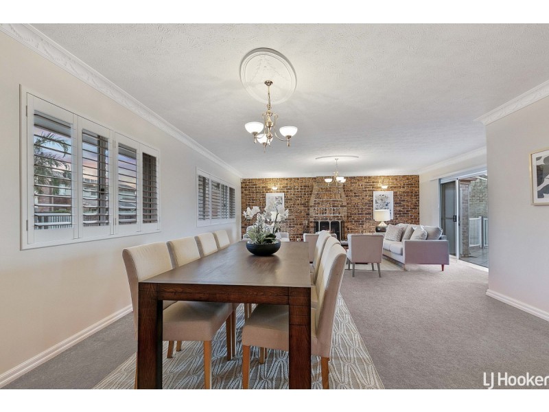 155 Griffith Road, Newport QLD 4020