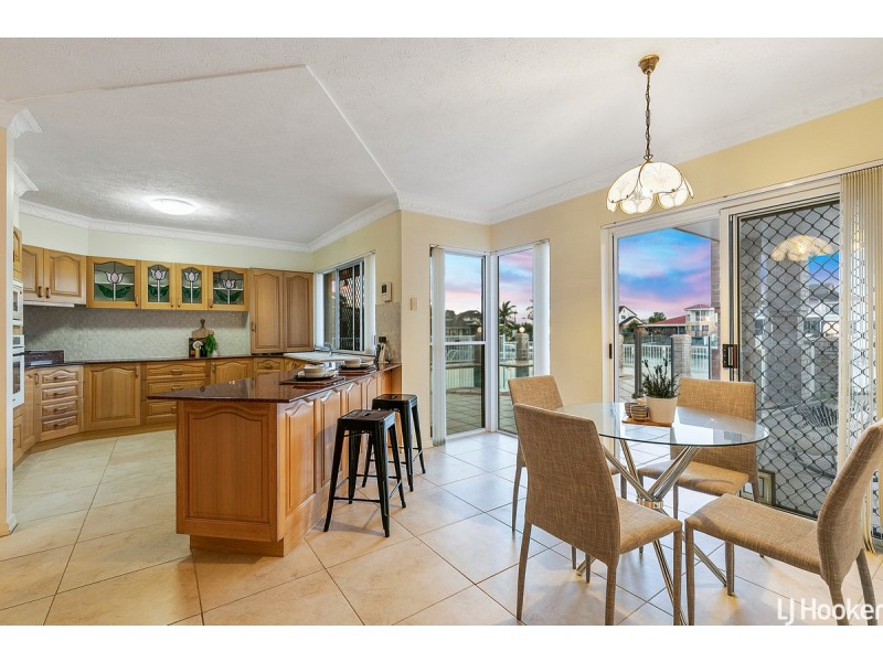 155 Griffith Road, Newport QLD 4020