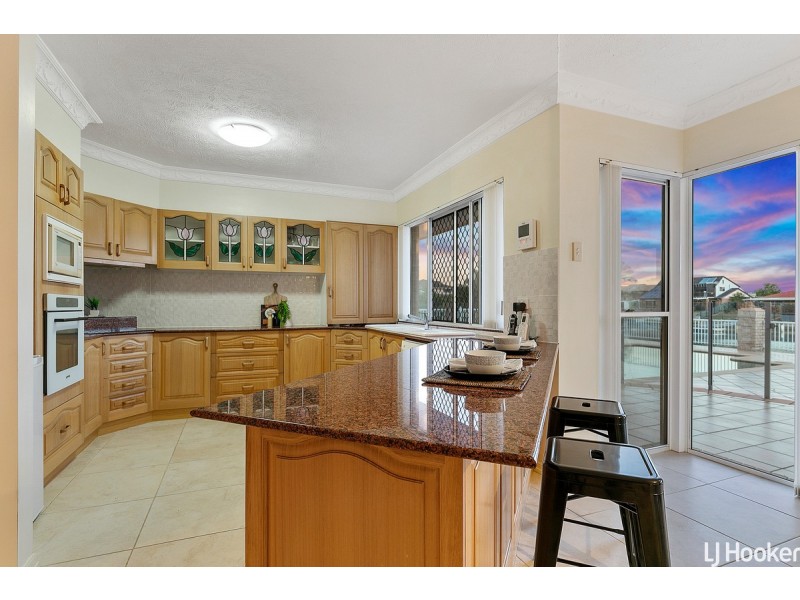 155 Griffith Road, Newport QLD 4020