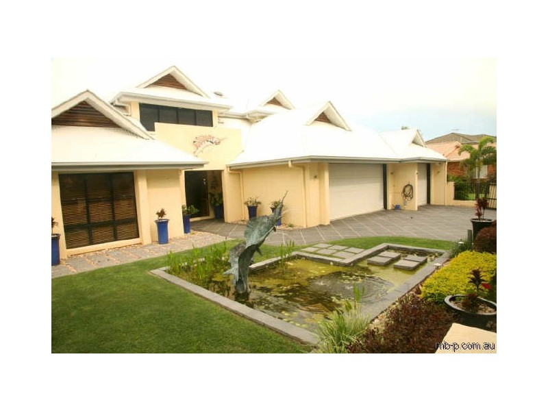 16 Reliance Court, Newport QLD 4020