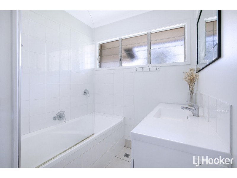 232 Macdonnell Road, Clontarf QLD 4019 LJ Hooker Redcliffe Sold