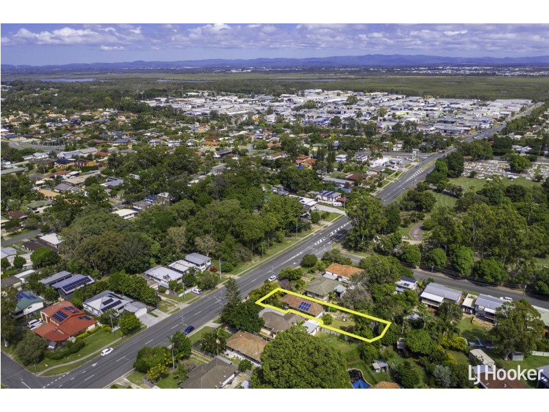 232 Macdonnell Road, Clontarf QLD 4019 LJ Hooker Redcliffe Sold
