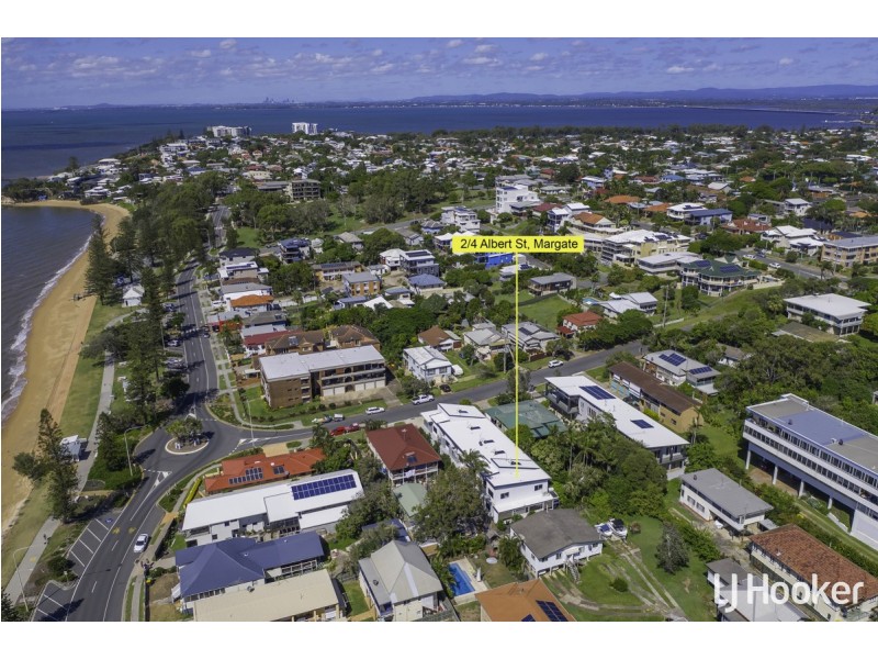2/4 Albert Street, Margate QLD 4019