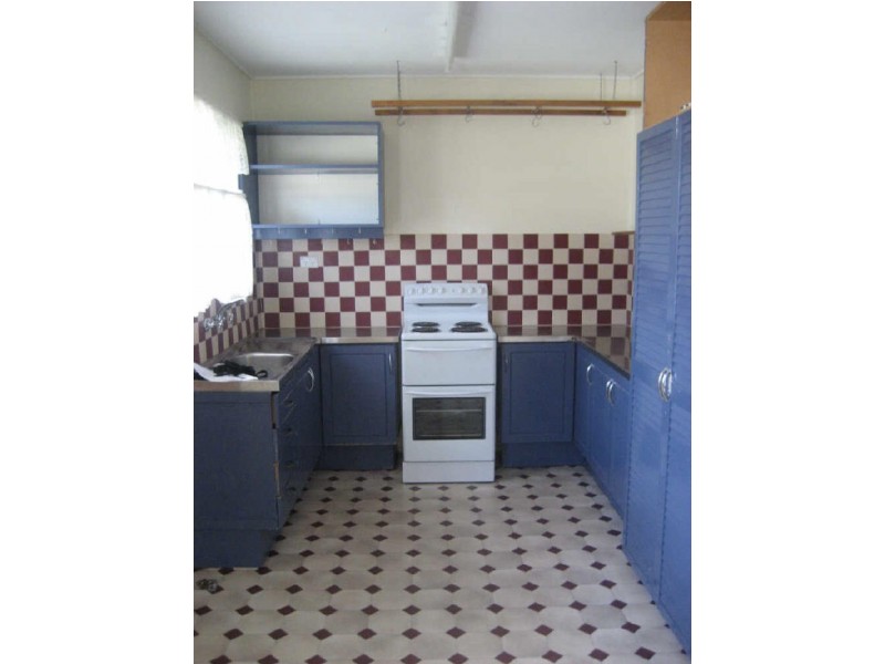 9 PIKETT STREET, Clontarf QLD 4019