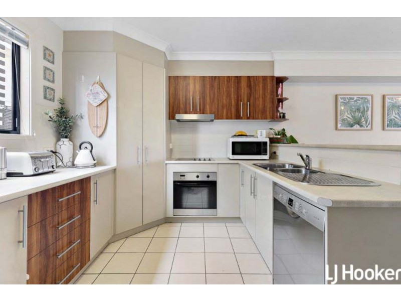 11/25 Georgina Street, Woody Point QLD 4019