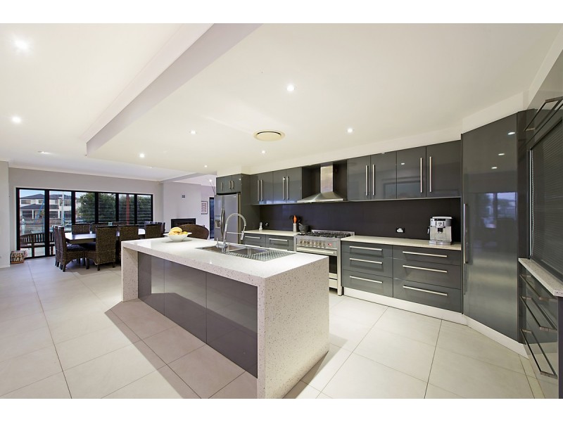 13 Wildfire Court, Newport QLD 4020