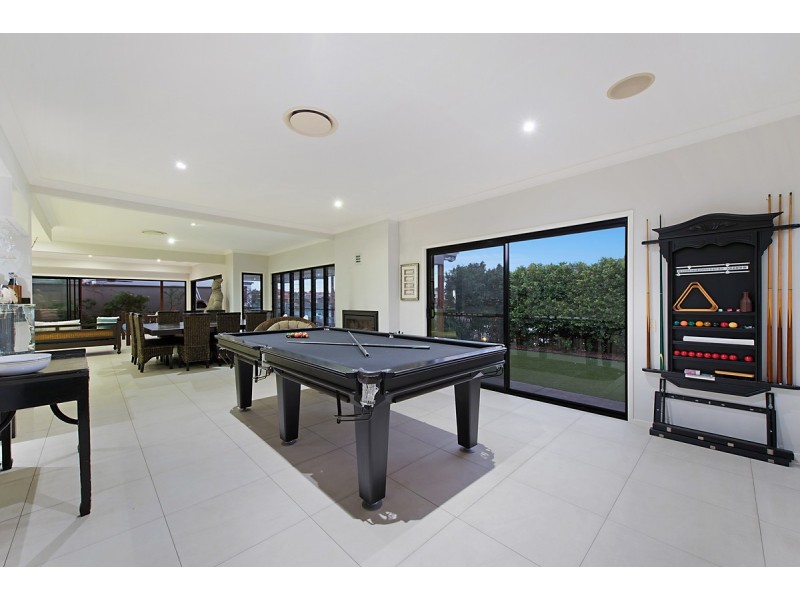 13 Wildfire Court, Newport QLD 4020