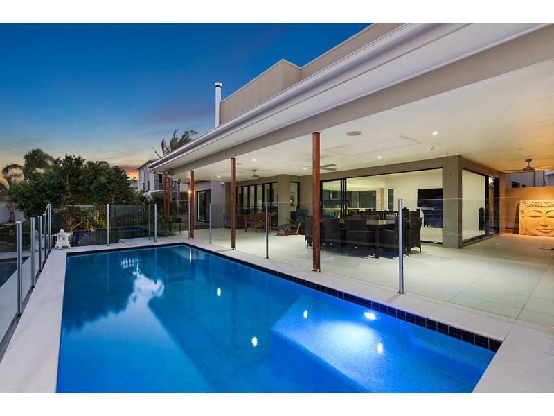 13 Wildfire Court, Newport QLD 4020