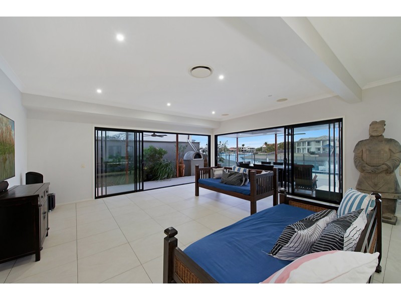 13 Wildfire Court, Newport QLD 4020