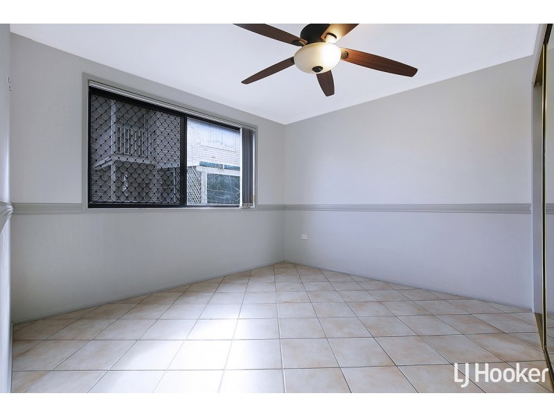 2/19 Prince Edward Parade, Redcliffe QLD 4020