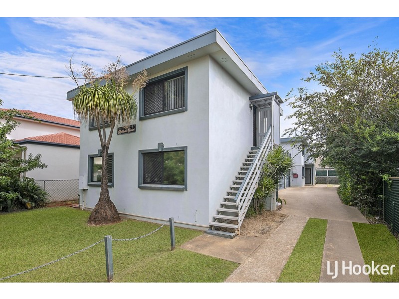 2/19 Prince Edward Parade, Redcliffe QLD 4020