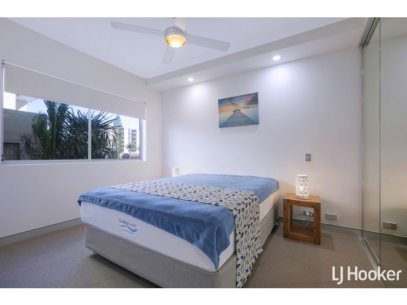 13/83 Marine Parade, Redcliffe QLD 4020
