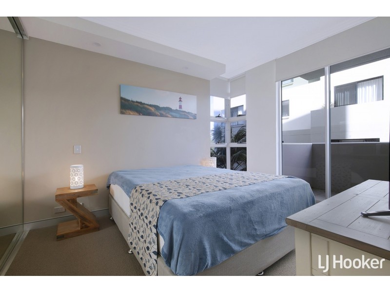 13/83 Marine Parade, Redcliffe QLD 4020