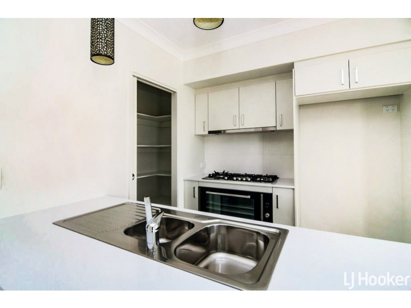 72 Brindabella Street, Newport QLD 4020