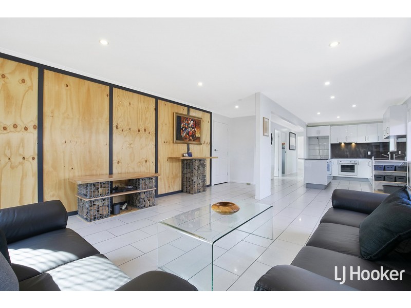 24 Masterton Street, Kippa-ring QLD 4021