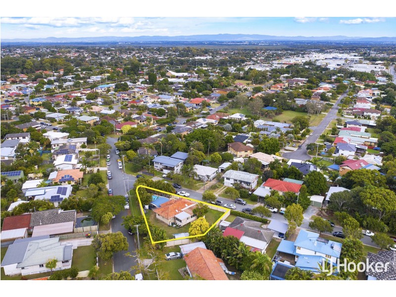 11 Esperanto Street, Redcliffe QLD 4020