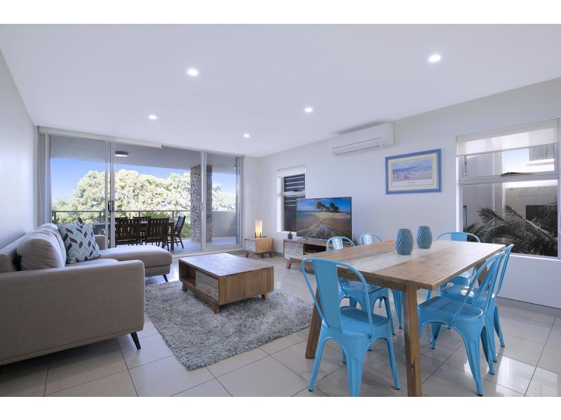 13/83 Marine Parade, Redcliffe QLD 4020