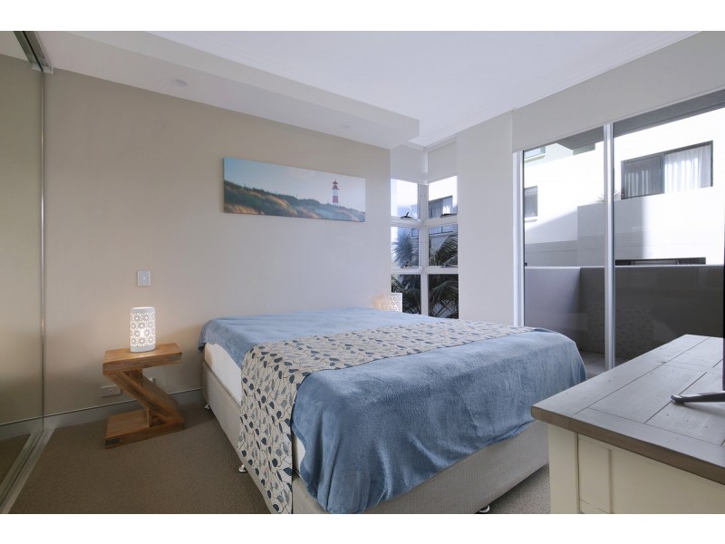 13/83 Marine Parade, Redcliffe QLD 4020