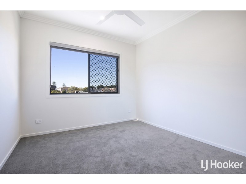 2/8 Meredith Street, Redcliffe QLD 4020