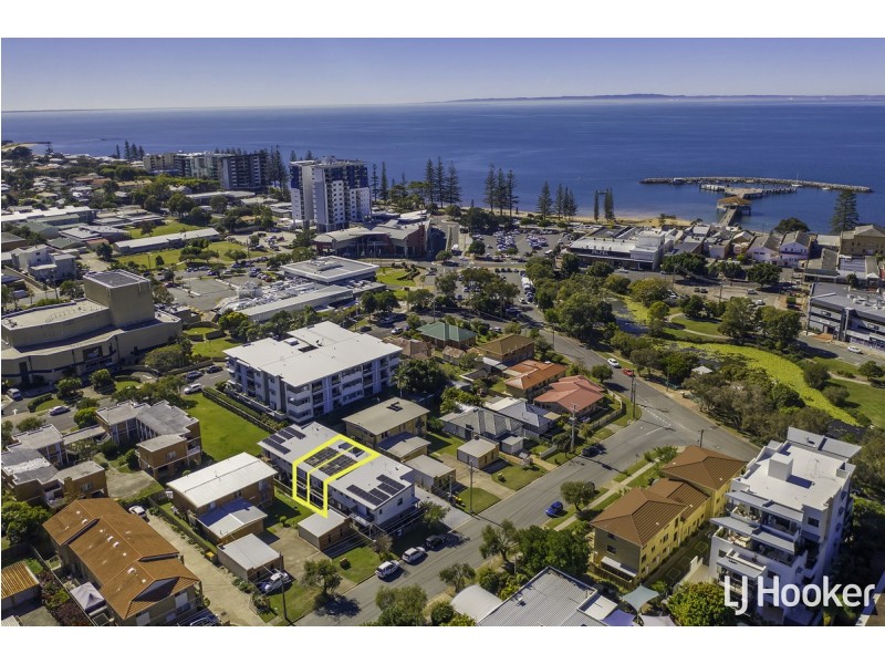 3/8 Meredith Street, Redcliffe QLD 4020