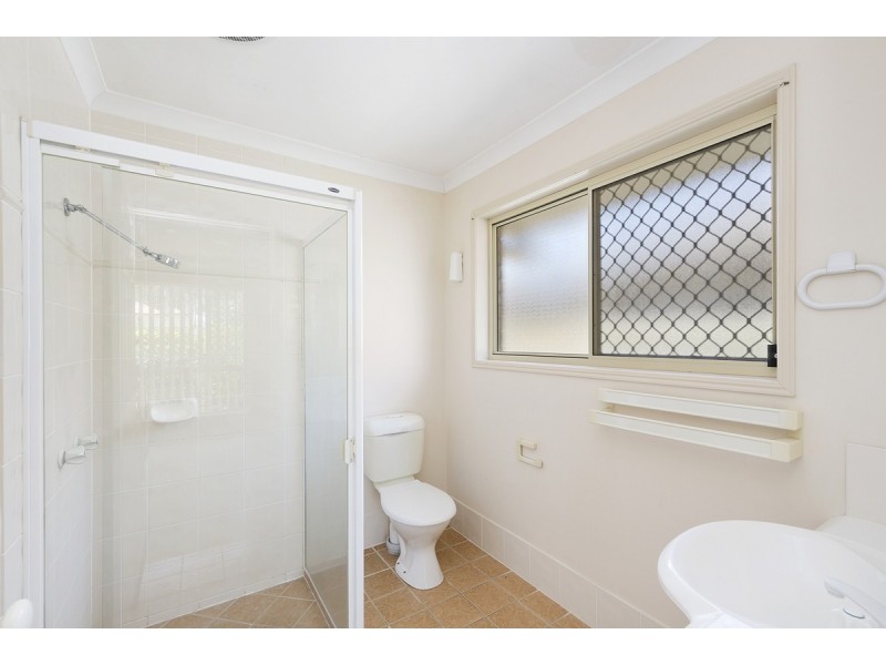 8 Leicester Court, Kippa-ring QLD 4021