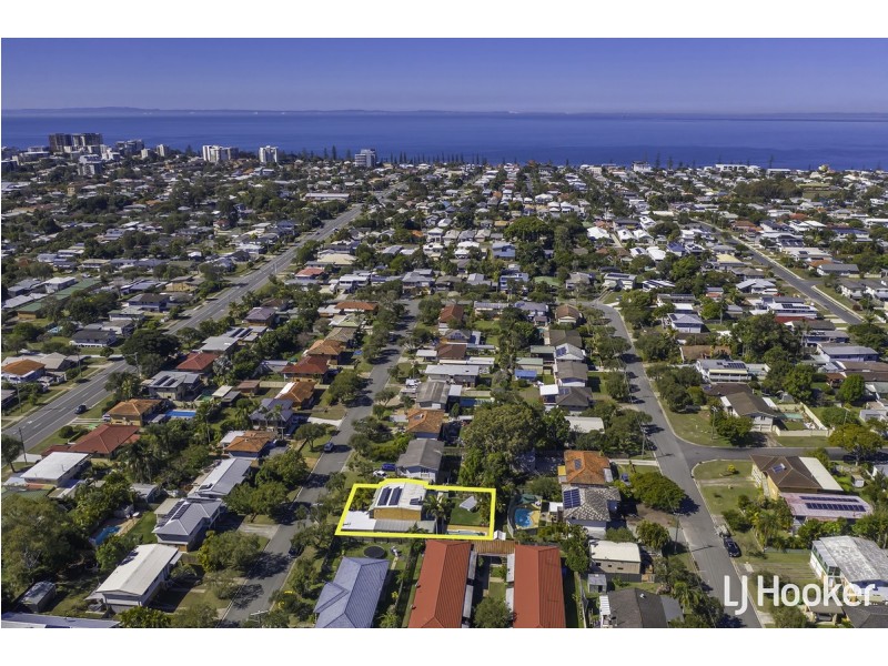 14 Kurrowah Crescent, Margate QLD 4019