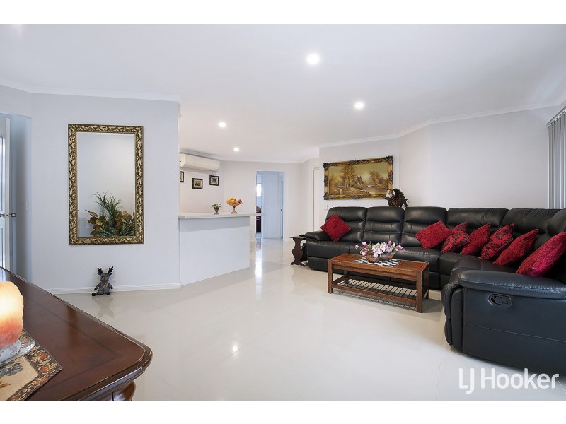 4/4 Georgina Street, Woody Point QLD 4019