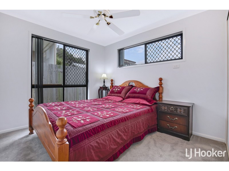 4/4 Georgina Street, Woody Point QLD 4019