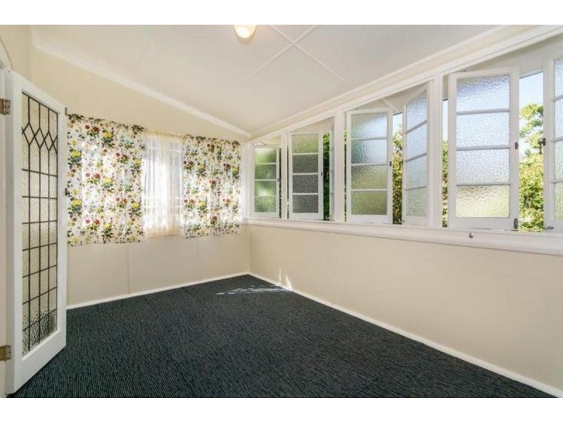 68 Shields Street, Redcliffe QLD 4020