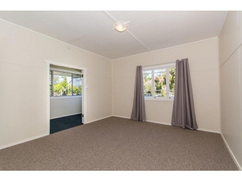 68 Shields Street, Redcliffe QLD 4020