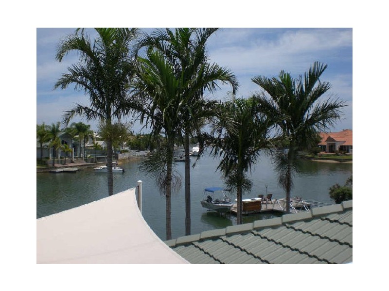 30 Enterprise Court, Scarborough QLD 4020