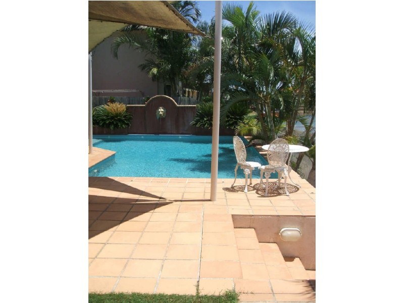 30 Enterprise Court, Scarborough QLD 4020