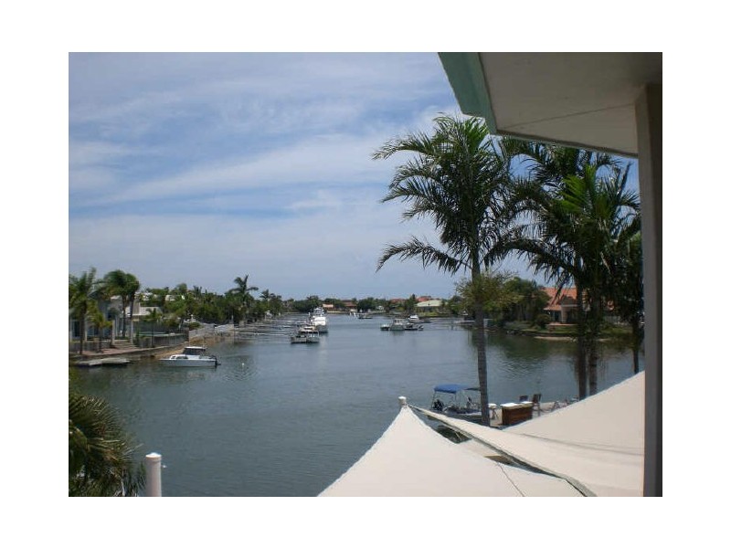 30 Enterprise Court, Scarborough QLD 4020