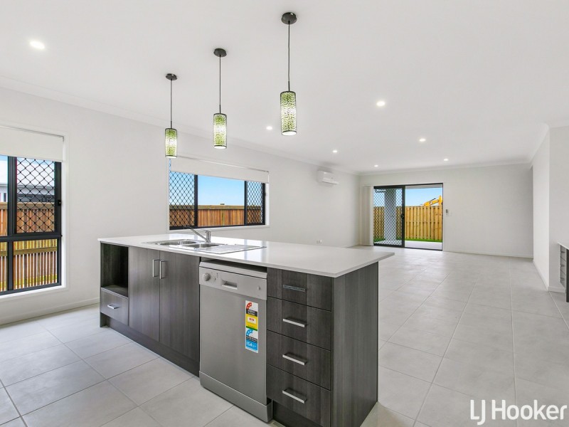 129 Morna Street, Newport QLD 4020