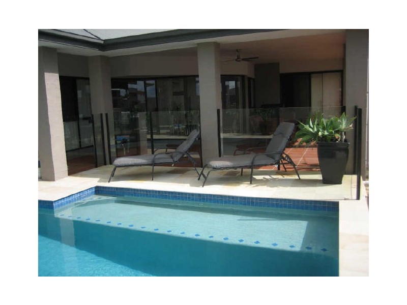 38 Mariner Court, Scarborough QLD 4020