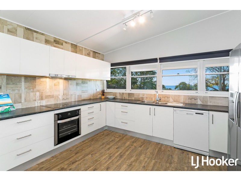 81 Captain Cook Parade, Deception Bay QLD 4508
