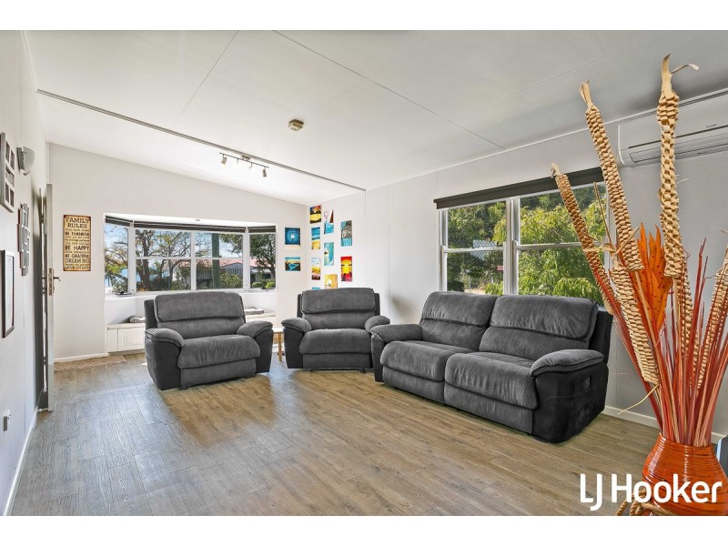 81 Captain Cook Parade, Deception Bay QLD 4508