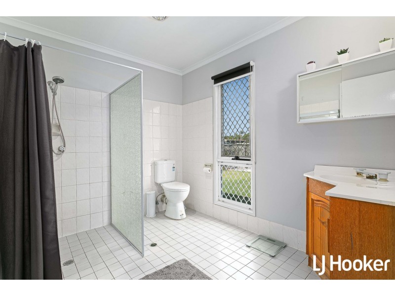 81 Captain Cook Parade, Deception Bay QLD 4508