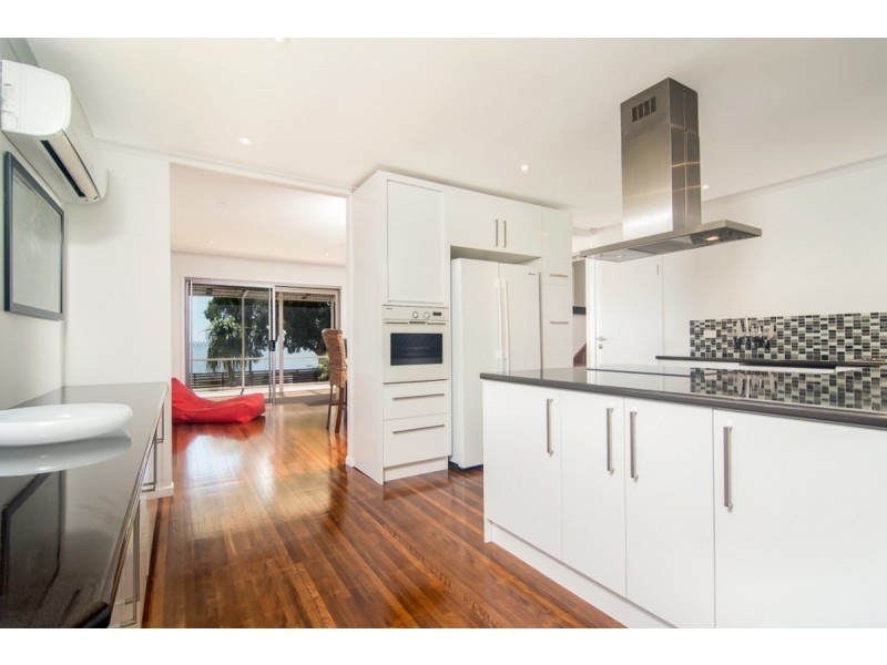 147 Esplanade South, Deception Bay QLD 4508