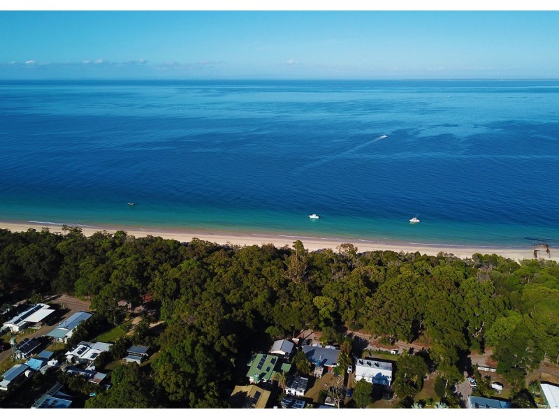 16 Pilot Street, Bulwer QLD 4025