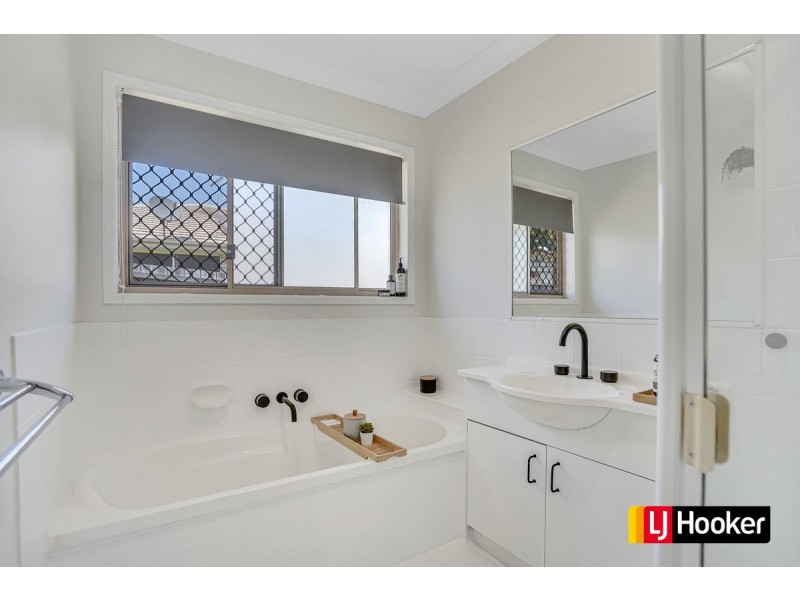 4 Stint Court, Deception Bay QLD 4508