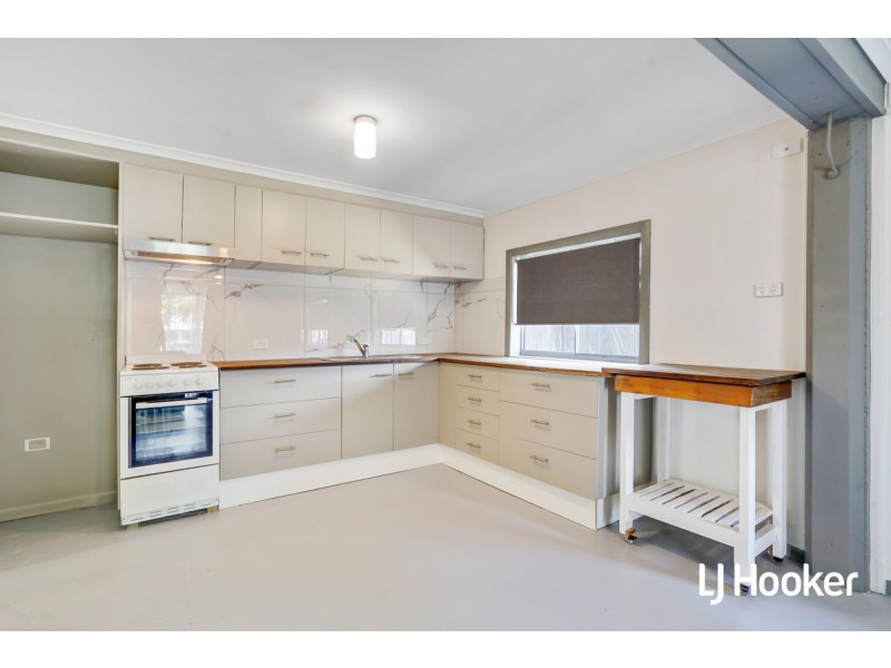 8 Oxley Street, Deception Bay QLD 4508