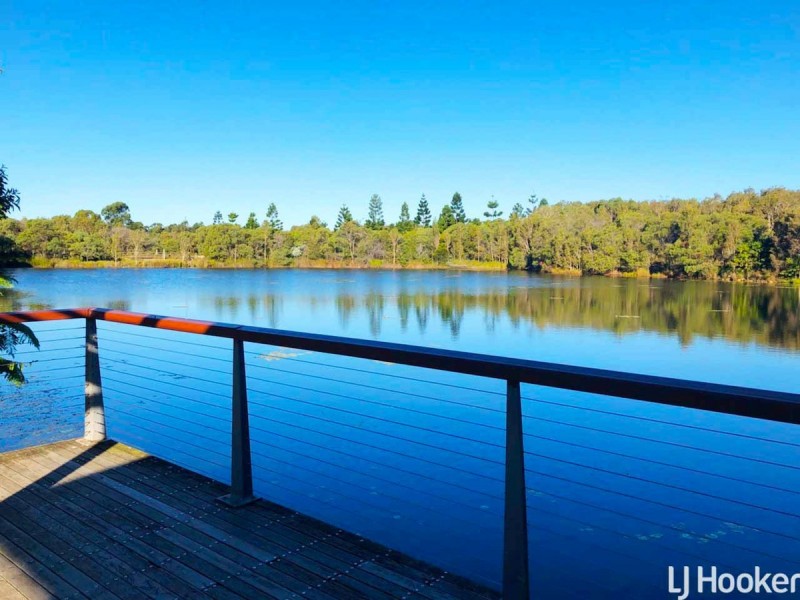 32 Cottonwood Circuit, North Lakes QLD 4509