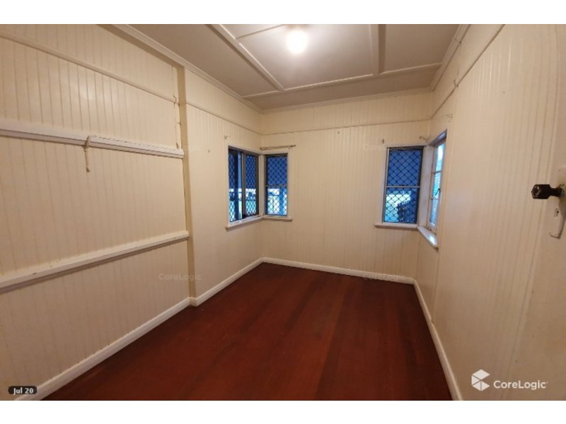 135 Landsborough Avenue, Scarborough QLD 4020