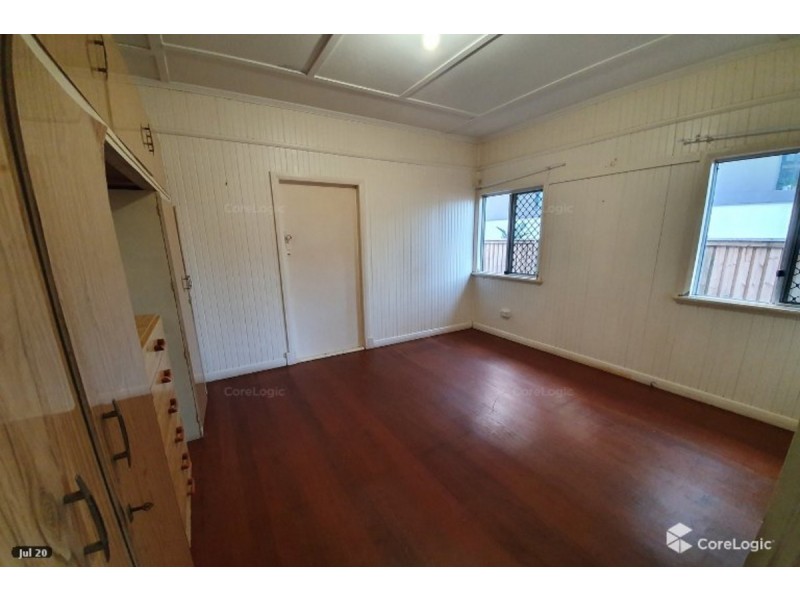 135 Landsborough Avenue, Scarborough QLD 4020