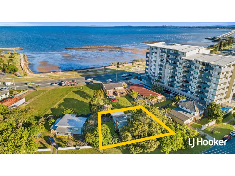 24 Lane Street, Clontarf QLD 4019