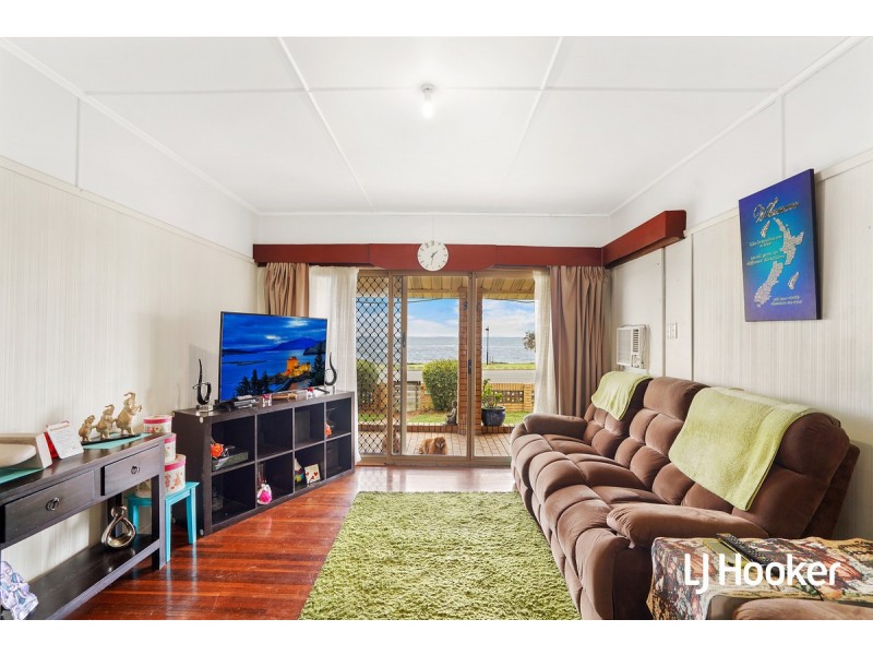 90 Hornibrook Esplanade, Clontarf QLD 4019