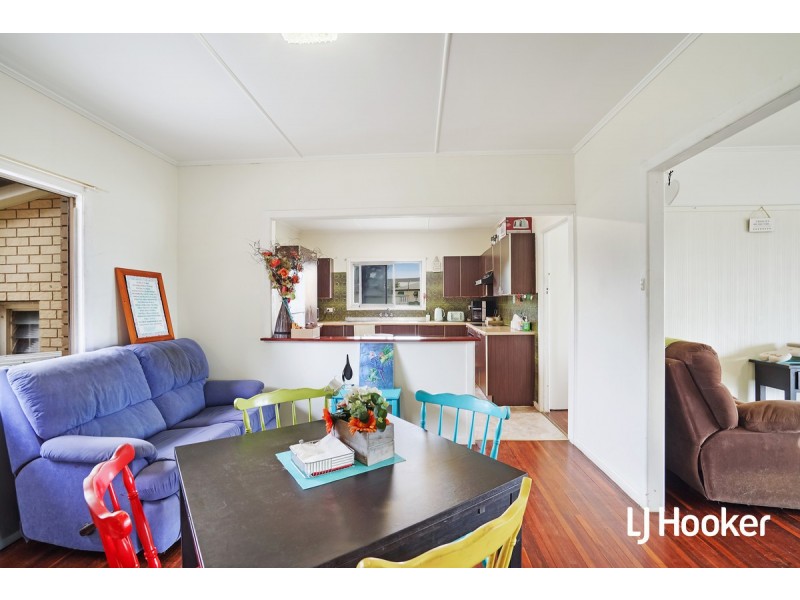 90 Hornibrook Esplanade, Clontarf QLD 4019