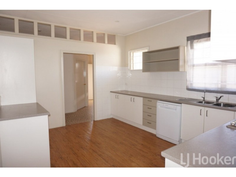 158 Elizabeth Avenue, Clontarf QLD 4019